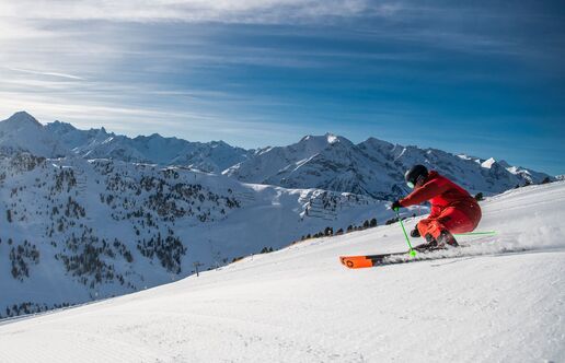 Skier in the Penken-Horberg ski area in Mayrhofen